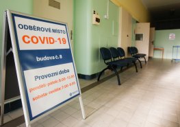 Odběrová místa Nemocnice Pardubického kraje zdvojnásobila svou kapacitu, vyšetří až 1400 lidí denně