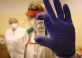 Do Nemocnice Pardubického kraje přijely první vakcíny proti Covid-19