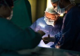 Pacientům jsme schopni dát atraktivní termíny na plánované operace, říká primář chrudimské chirurgie