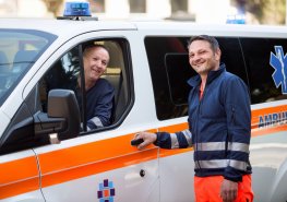 Nemocniční dispečeři využívají nový systém pro koordinaci jízd sanitek