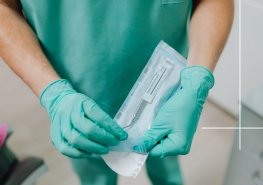 „Základem mé profese je empatie a úsměv,“ říká absolvent sanitářského kurzu